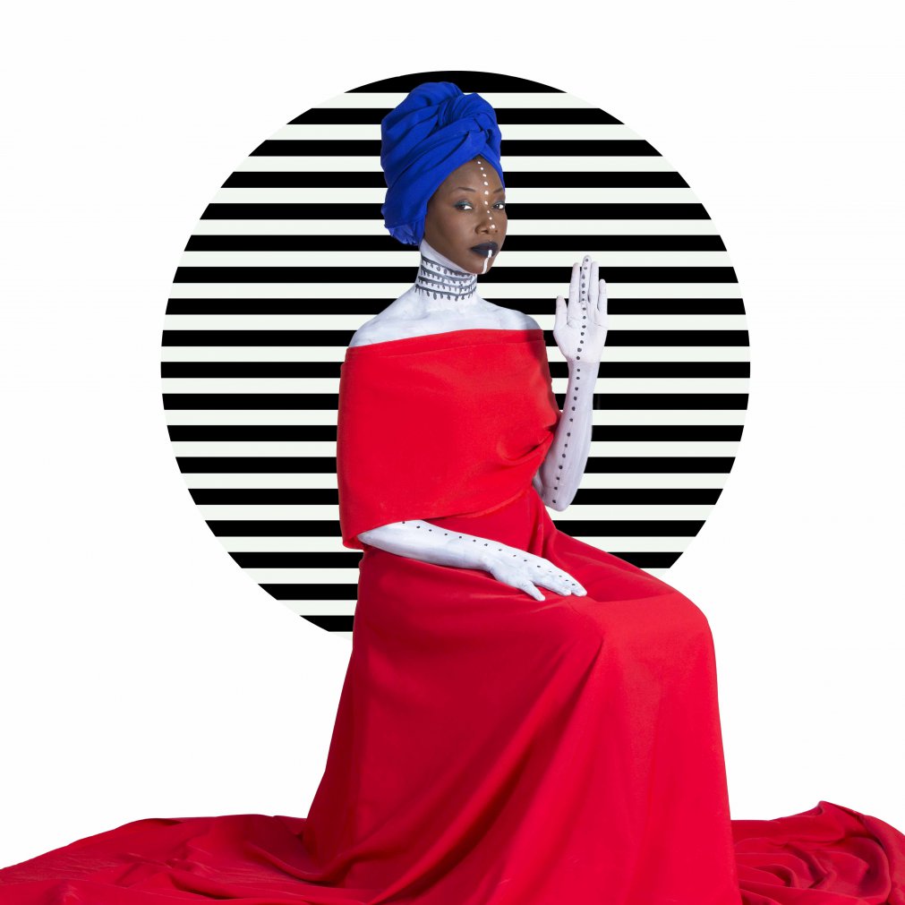 Fatoumata diawara © caida mulunehstudio