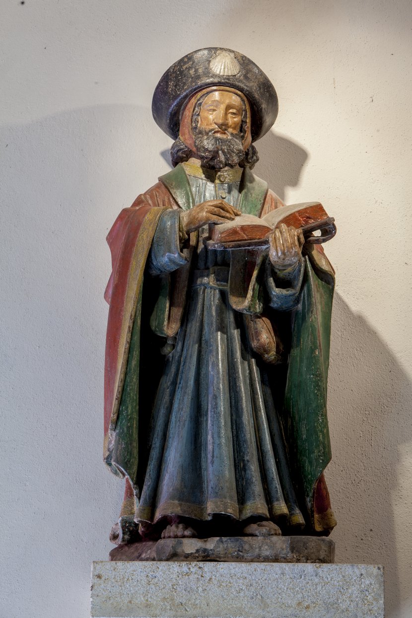 St Jacques lisant à Marcolès ©Pierre SOISSONS